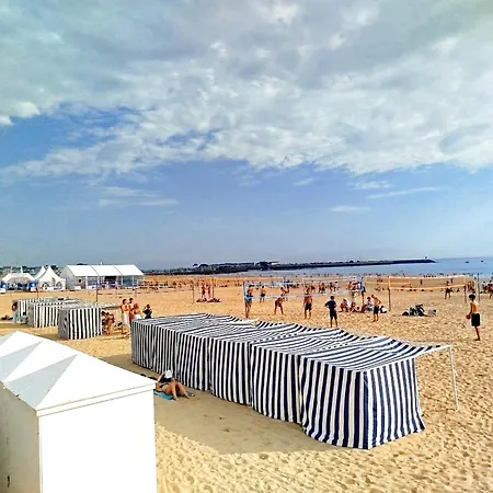 Family House 190 M2 - 3 Bedrooms, 2 Bathrooms Villa