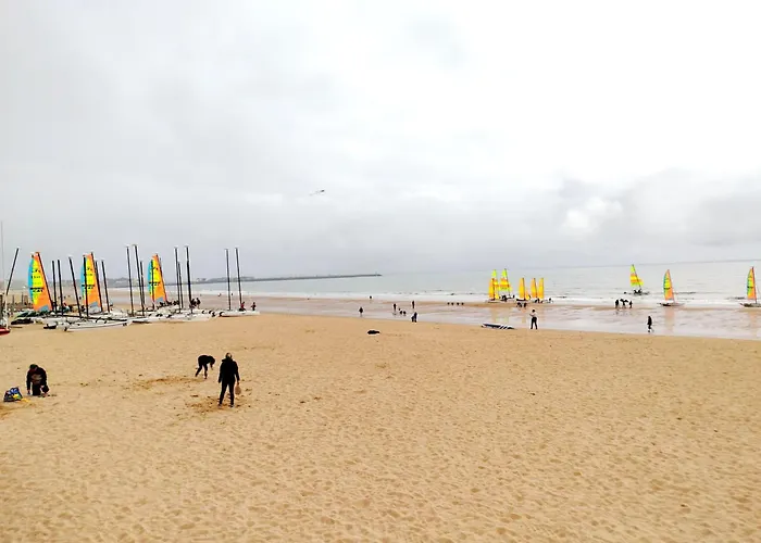 Villa Family House 190 M2 - 3 Bedrooms, 2 Bathrooms *